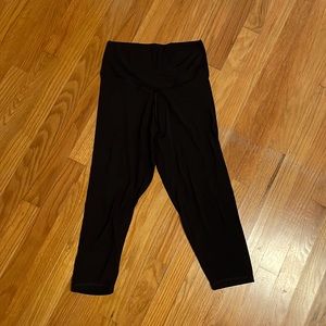 Aerie Offline Real Me Crossover Waist Yoga Capris